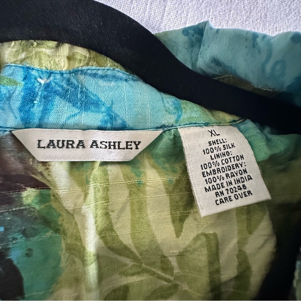Vintage Laura Ashley Jacket Womens XL Floral Silk Embroidered Button Front Lined - Picture 9 of 9